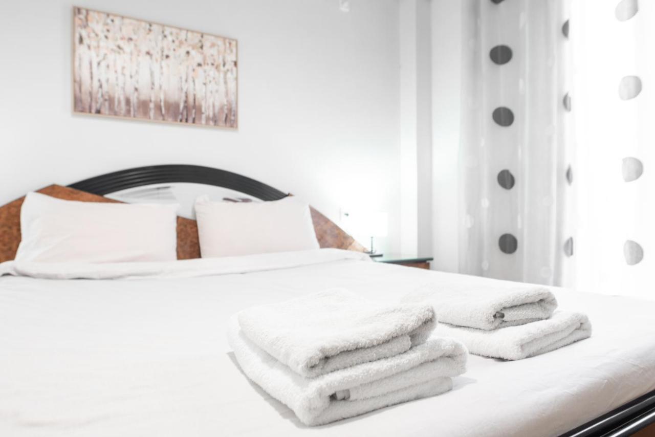 Cozy Cityscape Apartment In เอเธนส์ ภายนอก รูปภาพ