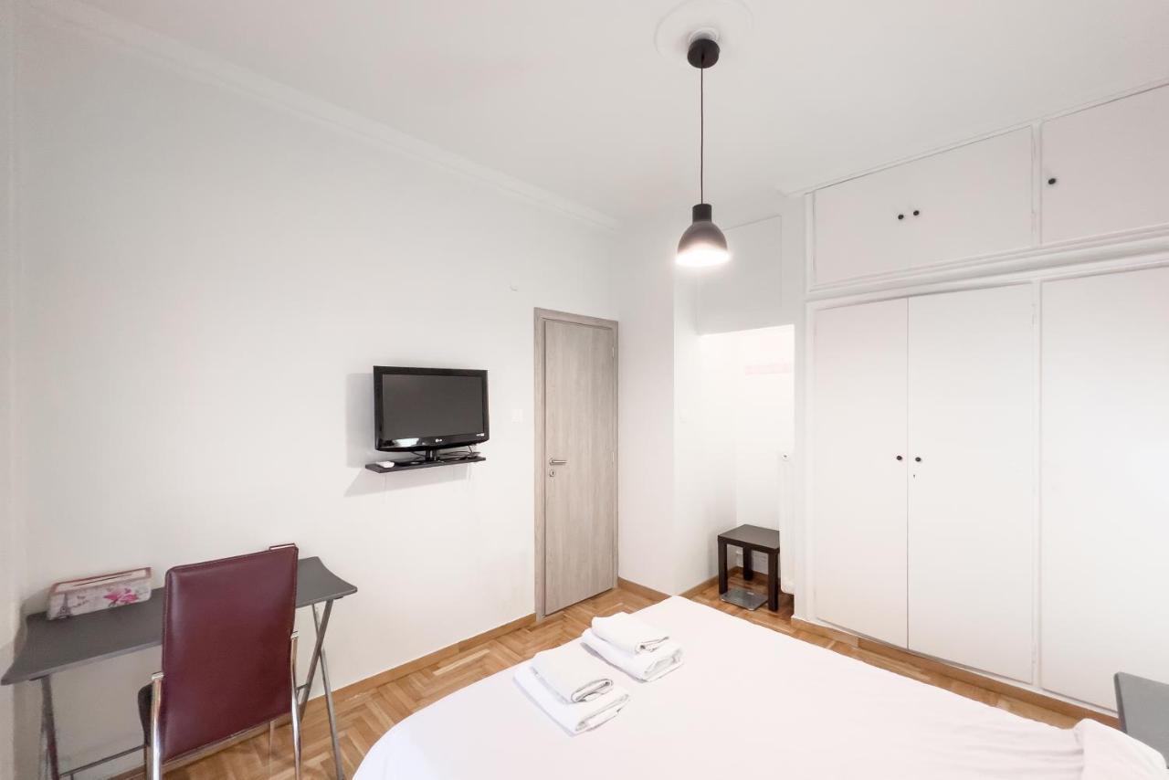 Cozy Cityscape Apartment In เอเธนส์ ภายนอก รูปภาพ