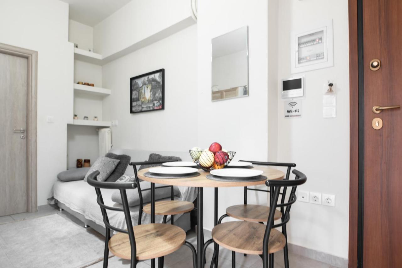 Cozy Cityscape Apartment In เอเธนส์ ภายนอก รูปภาพ