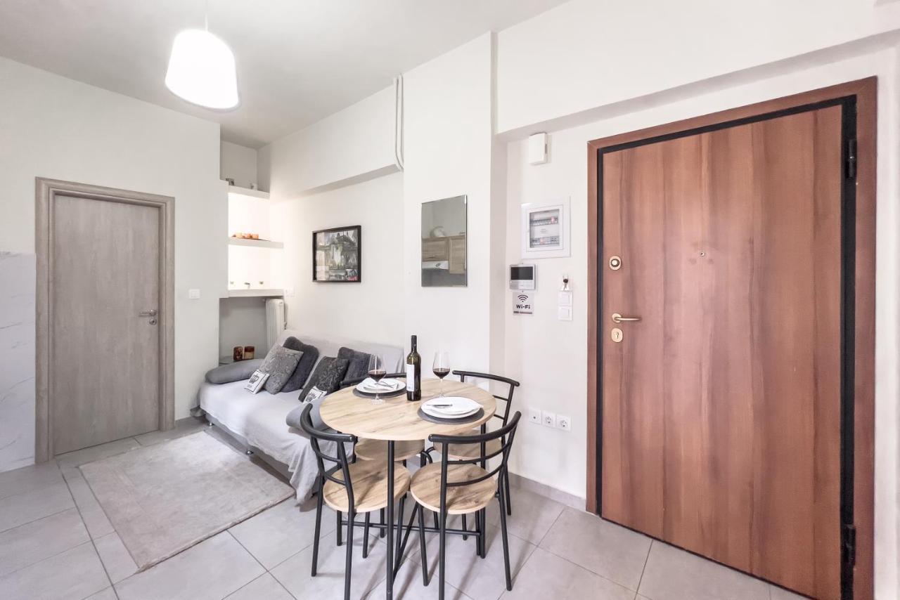 Cozy Cityscape Apartment In เอเธนส์ ภายนอก รูปภาพ